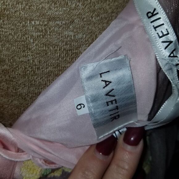 Pastel Castle Corset Gown NWT SIZE 6 - Picture 4 of 17